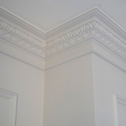 Gzyms Orac Decor C219 Luxxus elegancka biała sztukateria do klasycznych wnętrz