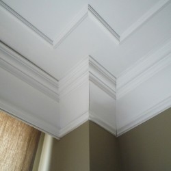 Gzyms C336 Orac Decor, dekoracyjna sztukateria dla osób ceniących elegancję i detal, ozdobne listwy przysufitowe